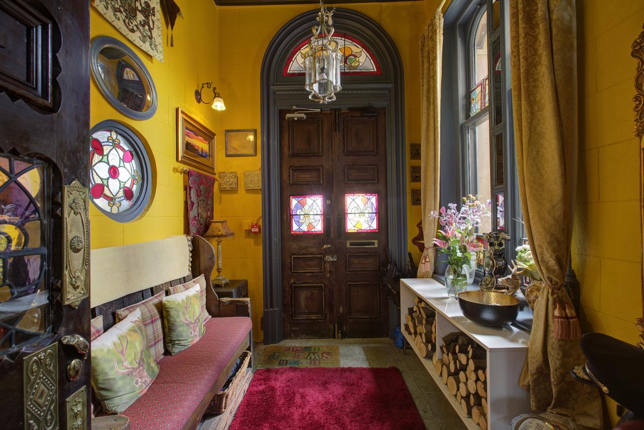 The Retreat Castle Bed & Breakfast Bonnyrigg Екстериор снимка